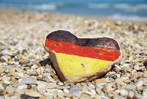 easycollage launches in germany